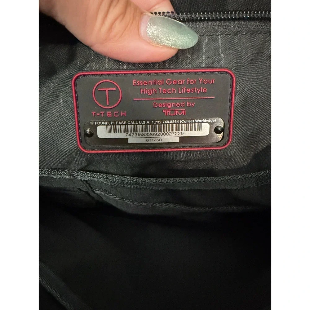 Tumi T-Tech Black Ballistic Nylon Laptop Computer Messenger Bag Crossbody Strap